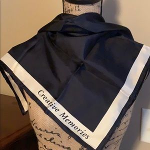 NWOT Creative Memories Scarf